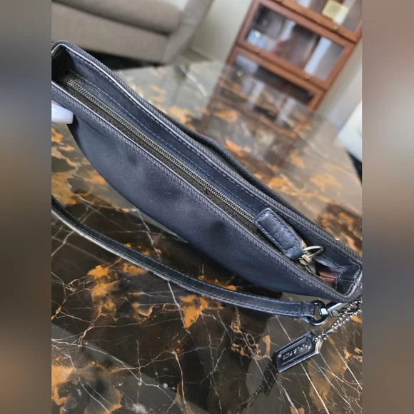 Vtg Coach Mercer Demi 7407 Shoulder bag Black Nylon Canvas Leather trim Y2K - Picture 4 of 17